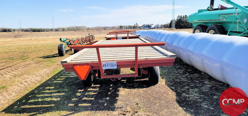 Load image into Gallery viewer, Bale Wagon Normand 3390 | 8x24
