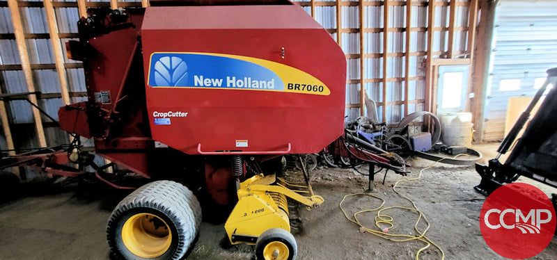 Load image into Gallery viewer, Round Baler New Holland BR7060
