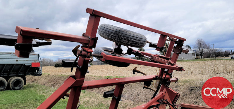 Load image into Gallery viewer, Field Cultivator Case IH 4800 Vibra Shank
