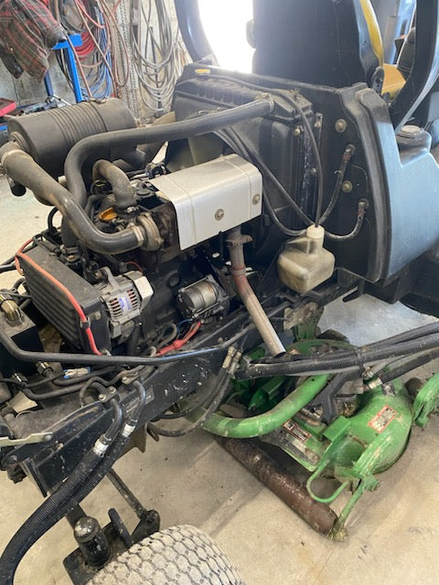 Load image into Gallery viewer, Front mower commercial John deere model 3245C
