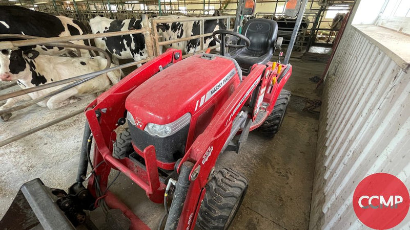 Load image into Gallery viewer, Tractor Massey Ferguson GC1715
